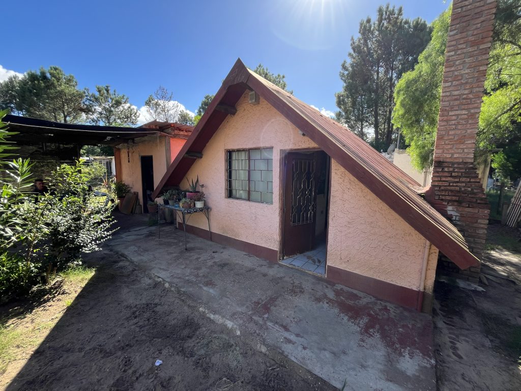 CASA 3 DORMITORIOS + CABAÑA EN BALNEARIO ARGENTINO