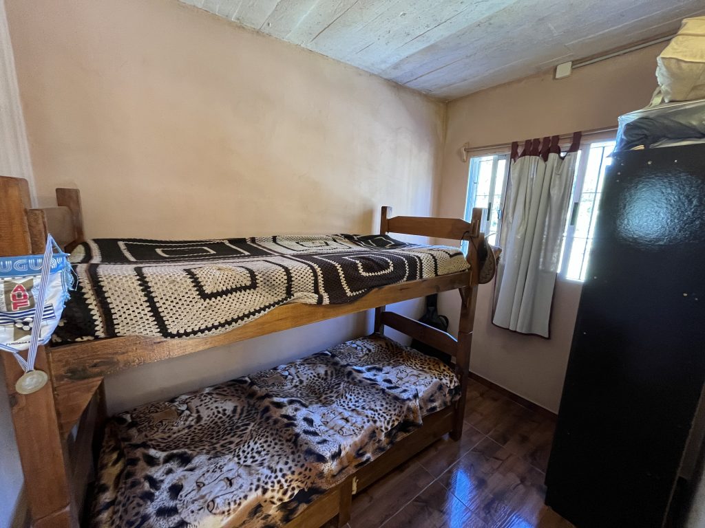CASA 3 DORMITORIOS + CABAÑA EN BALNEARIO ARGENTINO