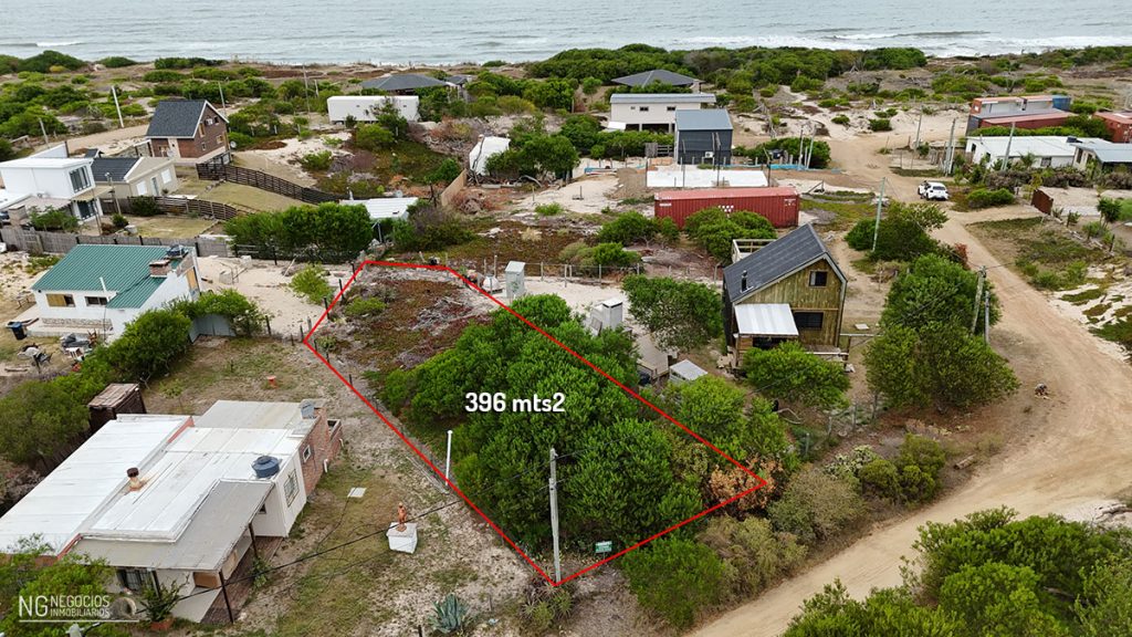 TERRENO DE 356 MTS2 A 1 CUADRA DE LA PLAYA EN BIARRITZ