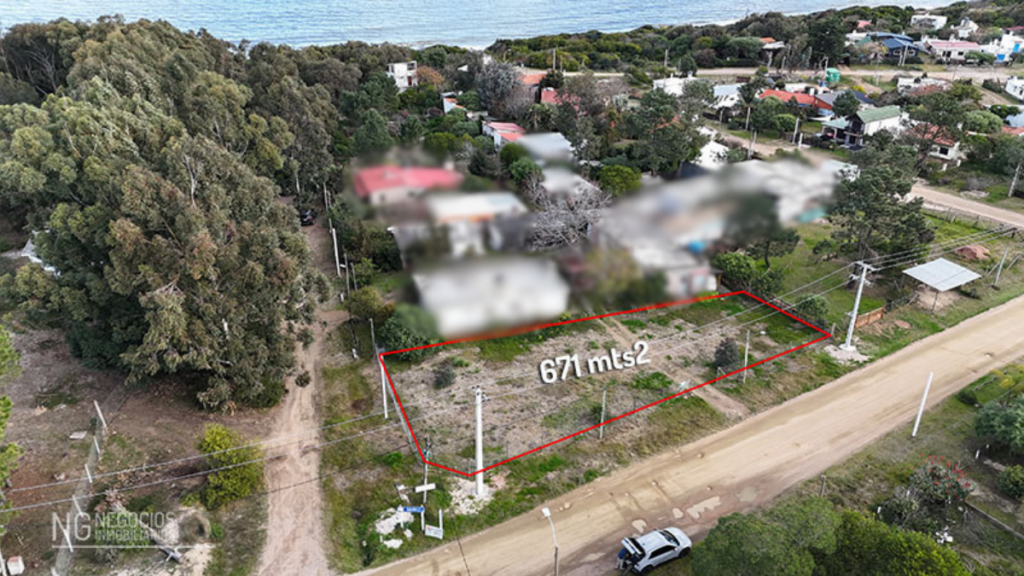 GRAN TERRENO ESQUINA DE 671 MTS2 A 2 CUADRAS DE LA PLAYA BIARRITZ
